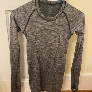 Lululemon grey swifty shirt, size 2
